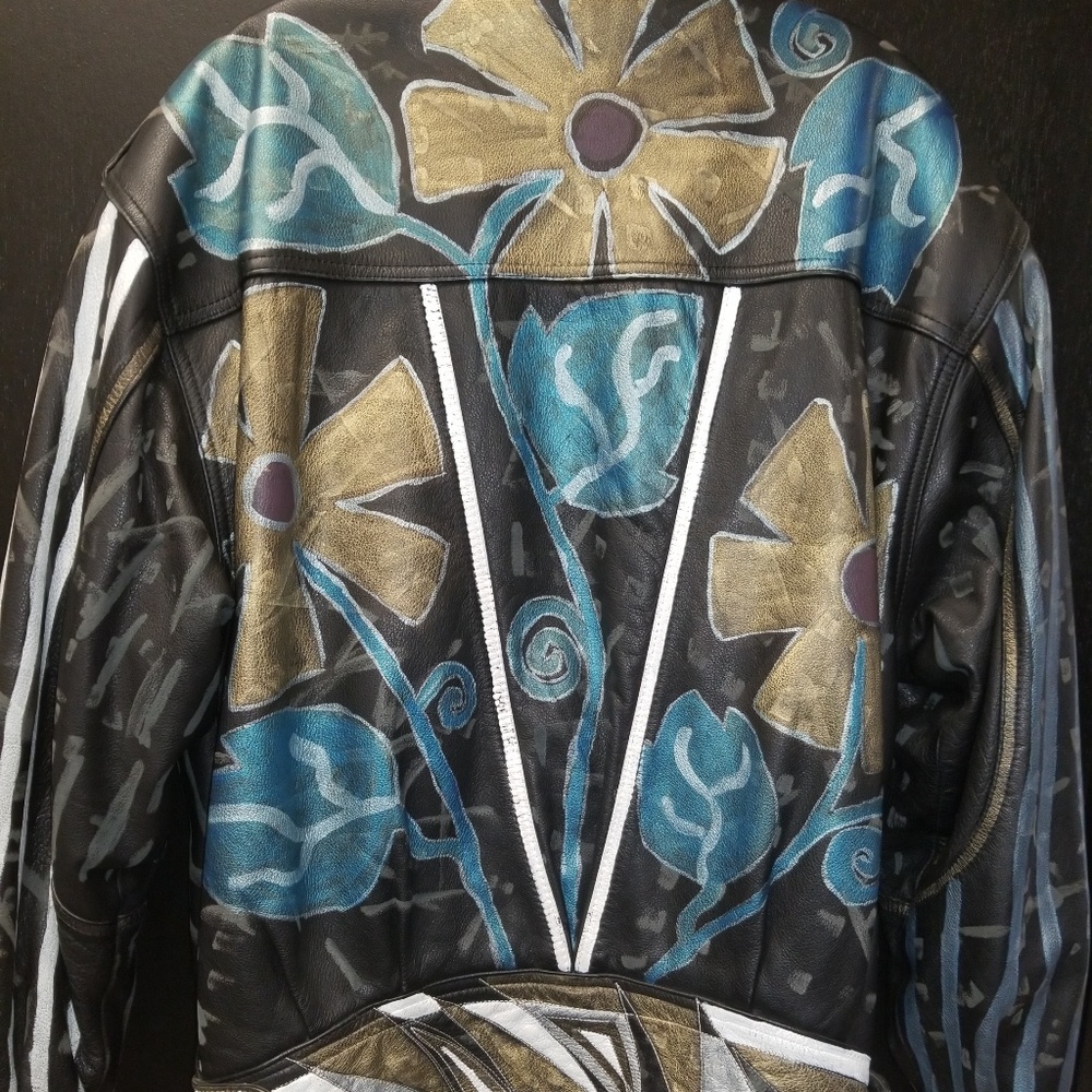 Chic Biker Jacket - image 2